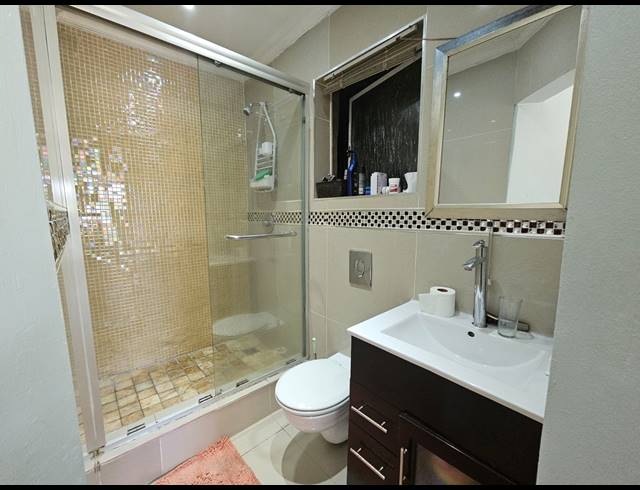 2 BEDROOM APARTMENT RENTED IN WARNER BEACH